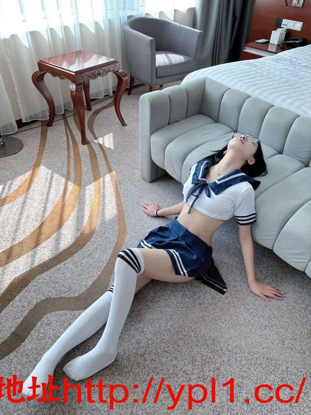 可舌吻小姐姐