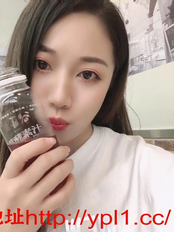 e罩杯月月