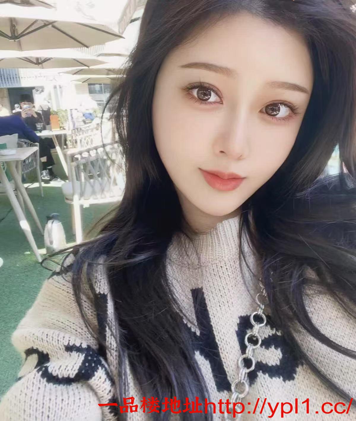 洁白貌美妹妹