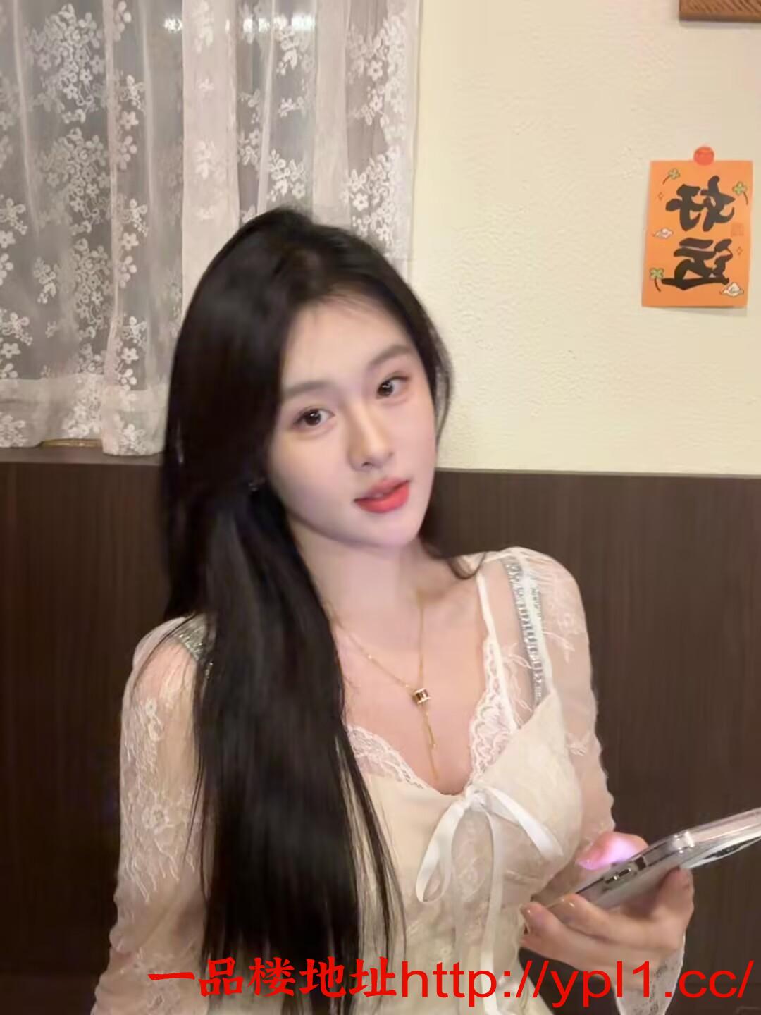 新疆性感粉嫩小依依