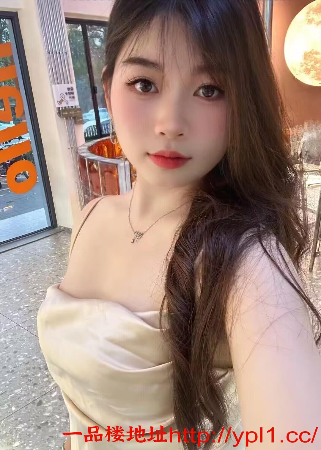 兼职女孩敏感水多易高潮喷水