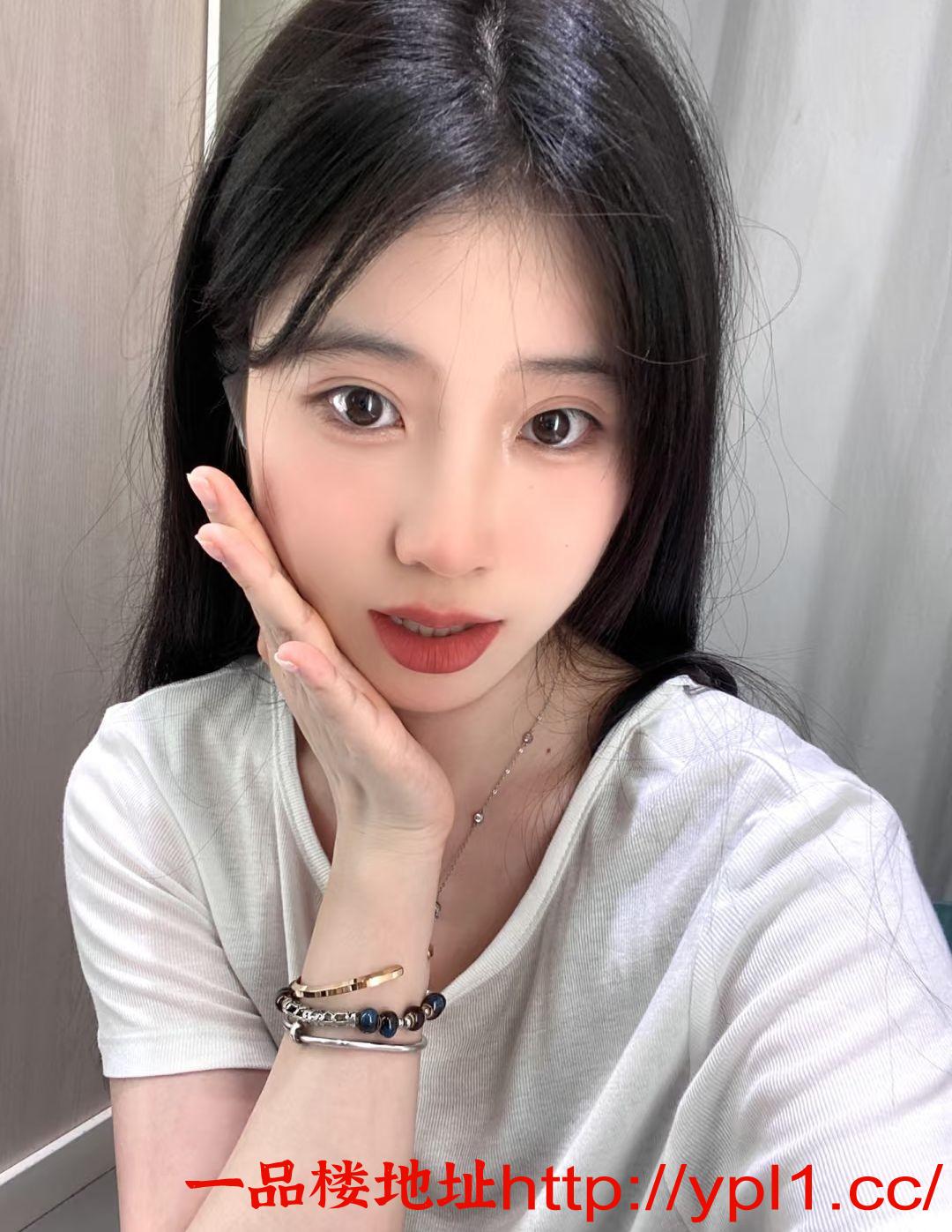 颜值女友晶晶
