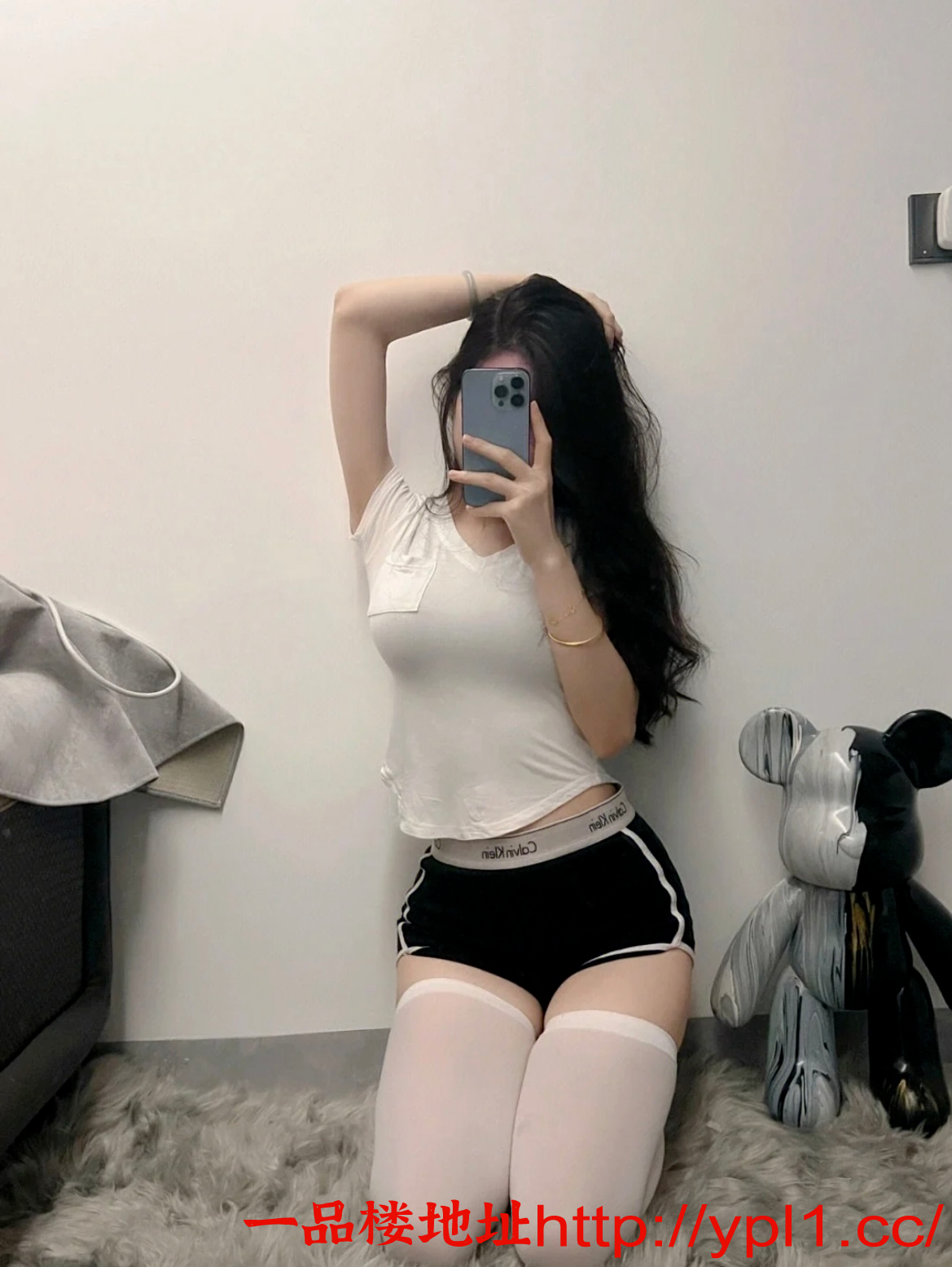 肤白腿长