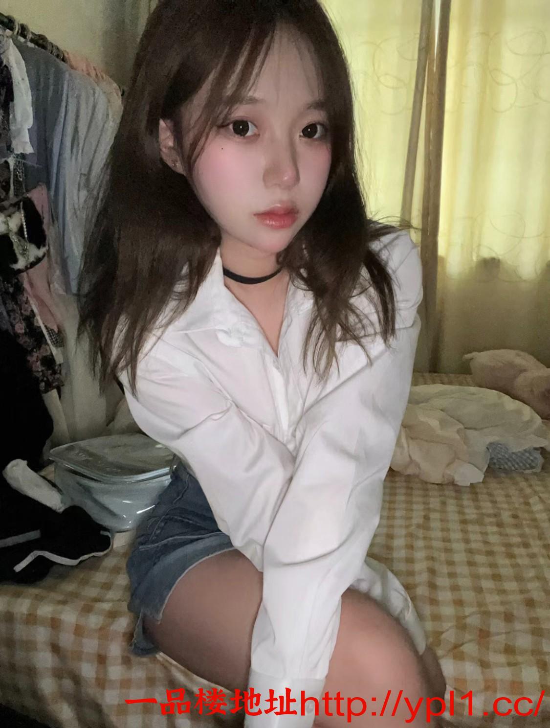 风骚御姐娇躯灵动十分诱人