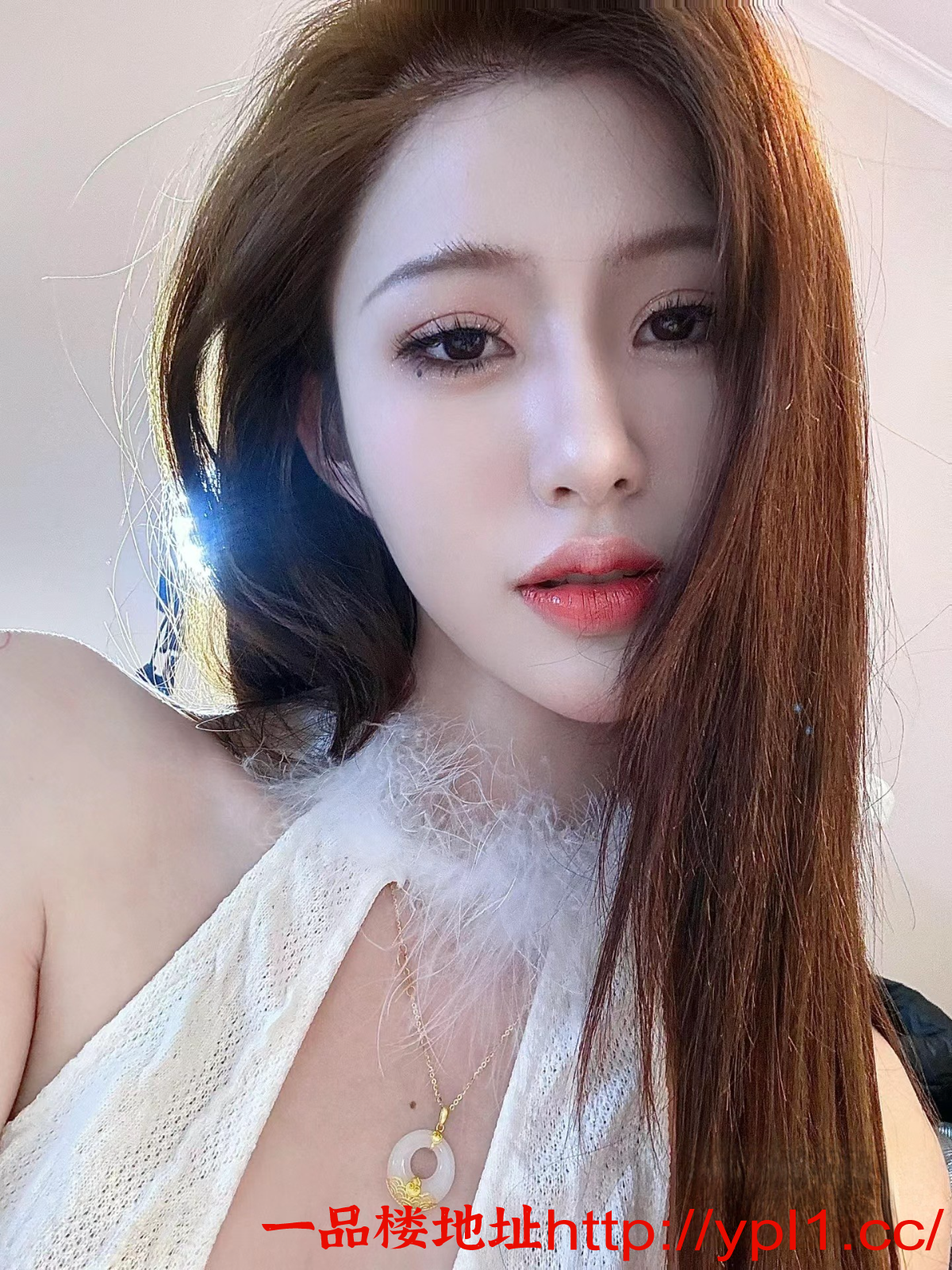 香迷人咪咪尺寸饱满