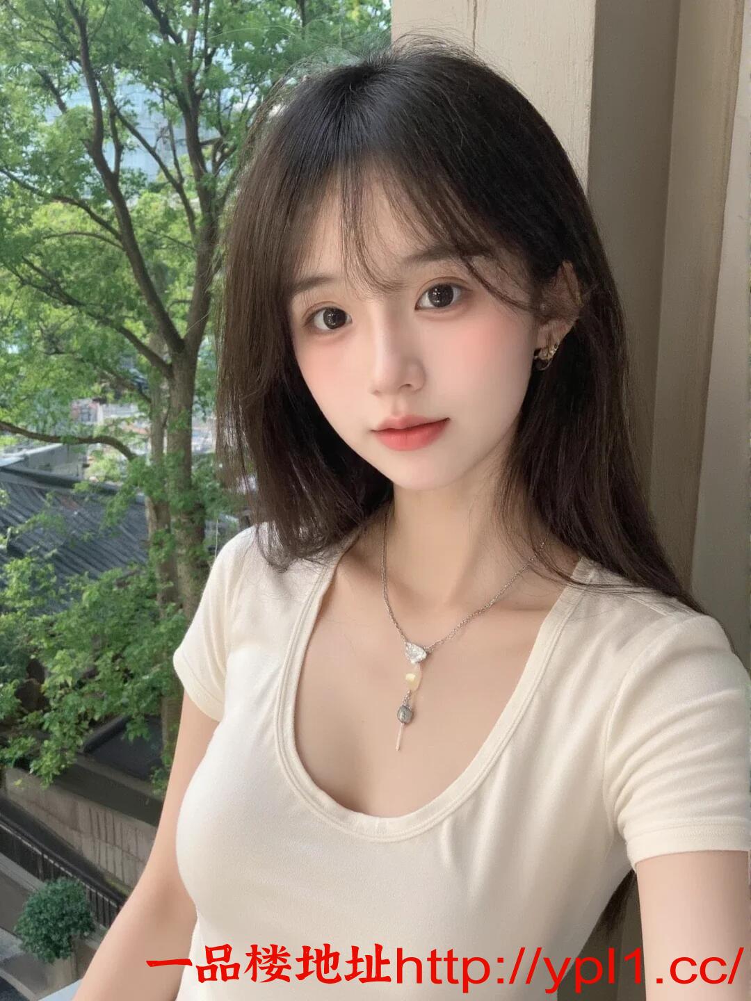 粉嫩大奶妹