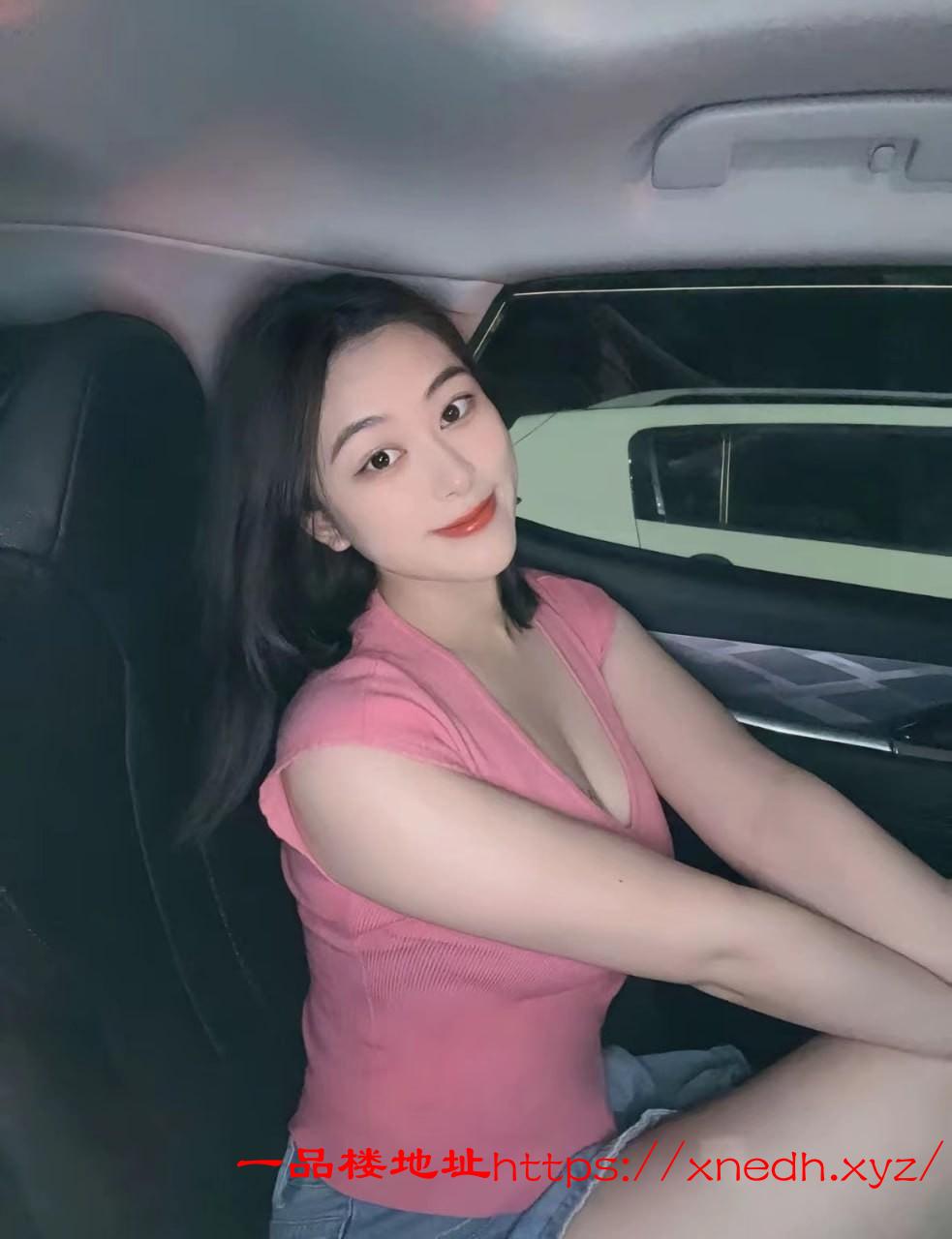 大屁股云朵